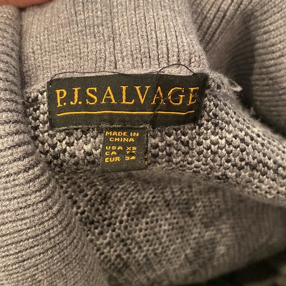 P.J. Salvage Grey Sweater Cardigan - Picture 2 of 3